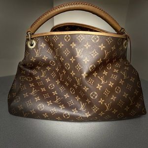 Louis Vuitton bag